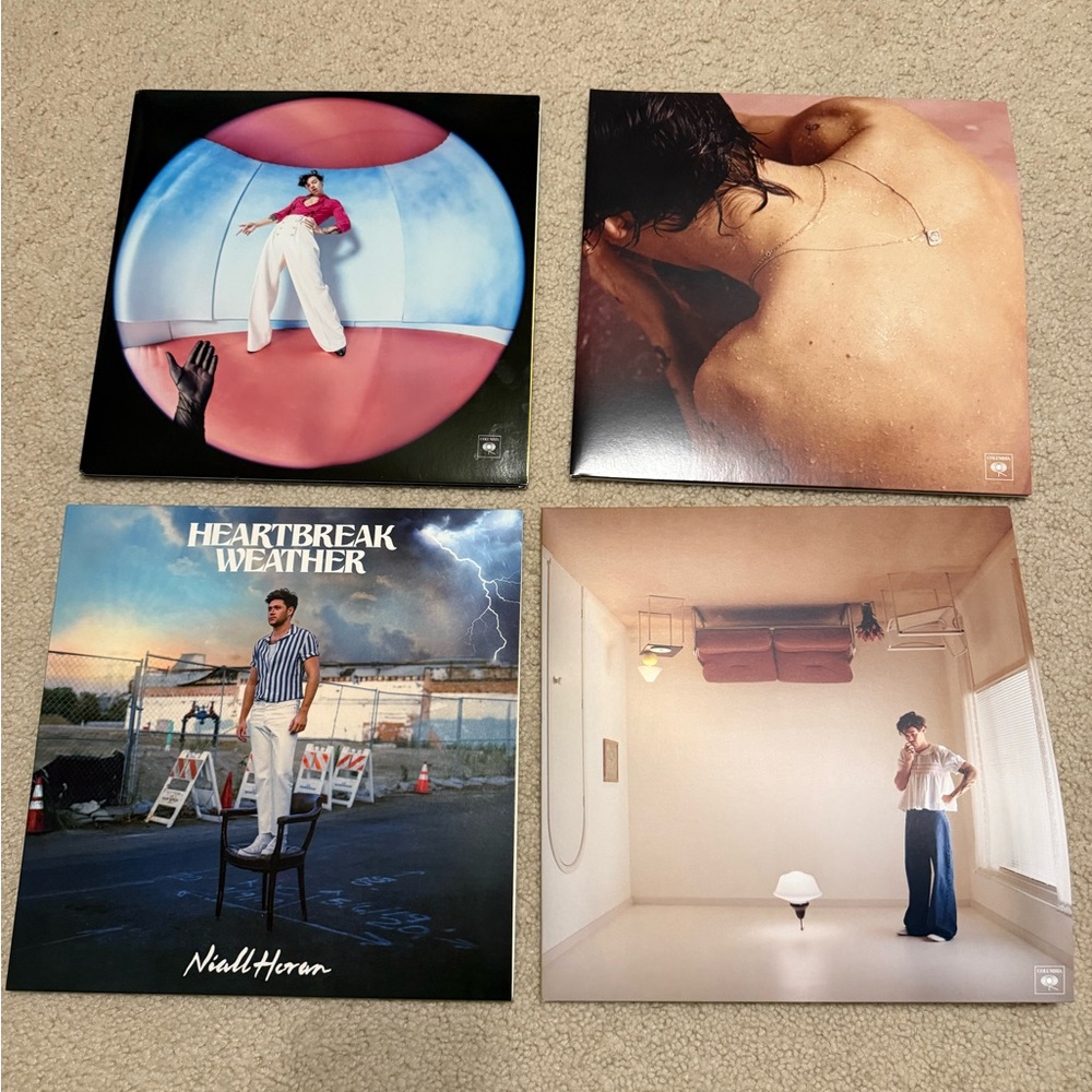 Harry styles and Niall Horan vinyls